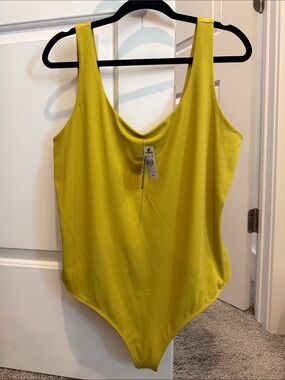 NWT EXPRESS BODY CONTOUR Women's Bodysuit One Piece Thong Green Stretch.Size XL